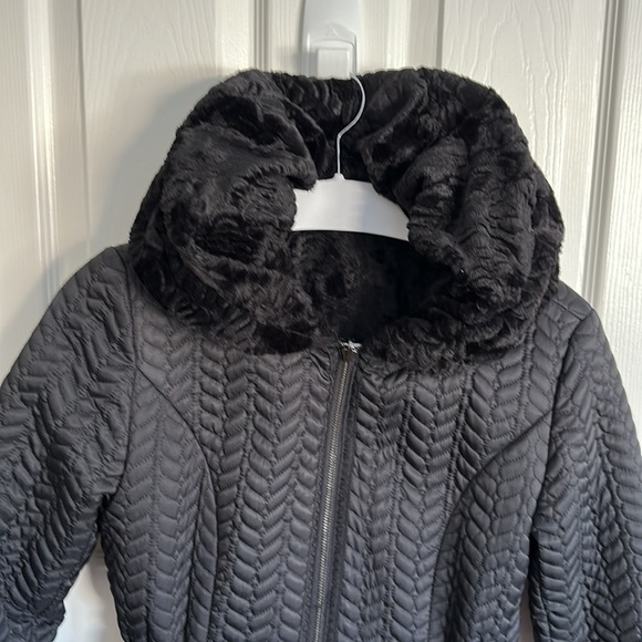 Jacket - Picture 3 of 10